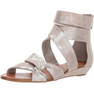 Vince Camuto Seevina strappy sandal